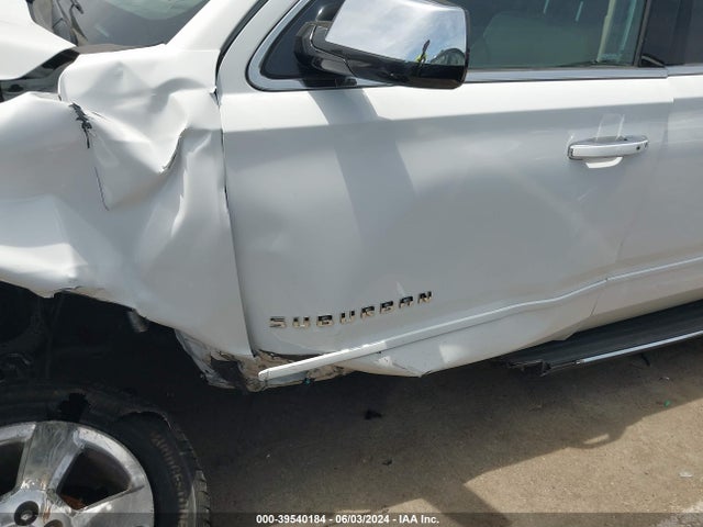 Chevrolet Suburban Premier 2017 1GNSCJKC8HR109396 Image 18