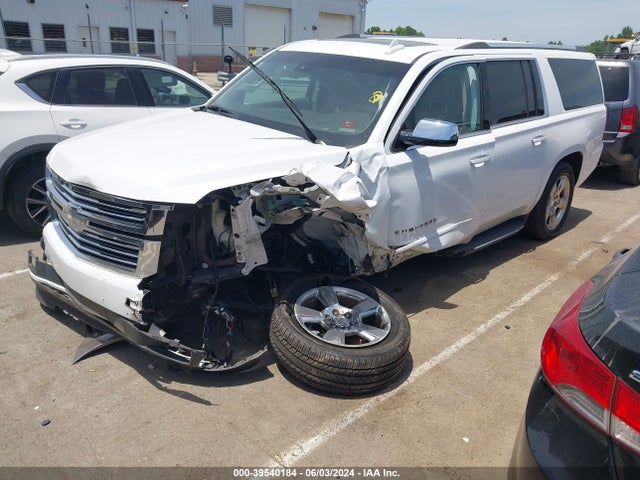 Chevrolet Suburban Premier 2017 1GNSCJKC8HR109396 Image 2
