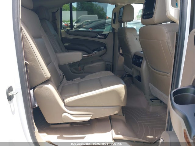 Chevrolet Suburban Premier 2017 1GNSCJKC8HR109396 Image 8
