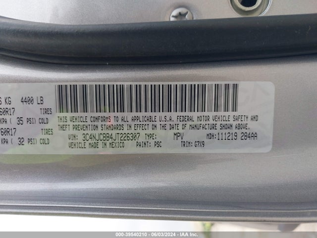 3C4NJCBB4JT226307 Jeep Compass Latitude Fwd