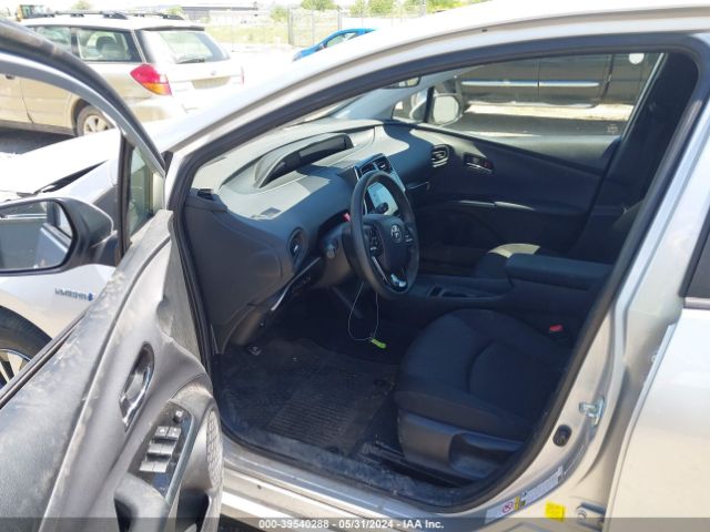 JTDL9MFU3N3037635 Toyota Prius Le Awd-e
