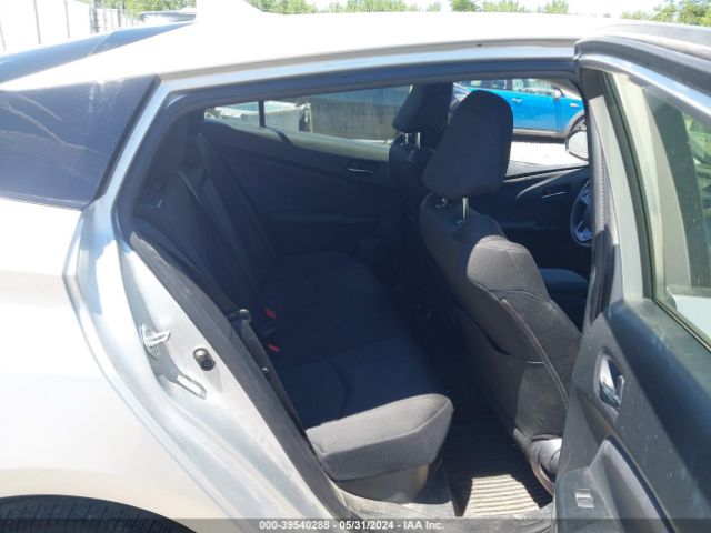 JTDL9MFU3N3037635 Toyota Prius Le Awd-e