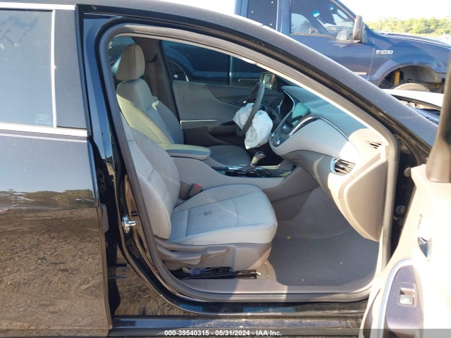 Chevrolet MALIBU LT 2019 1G1ZD5ST1KF212141 Image 5