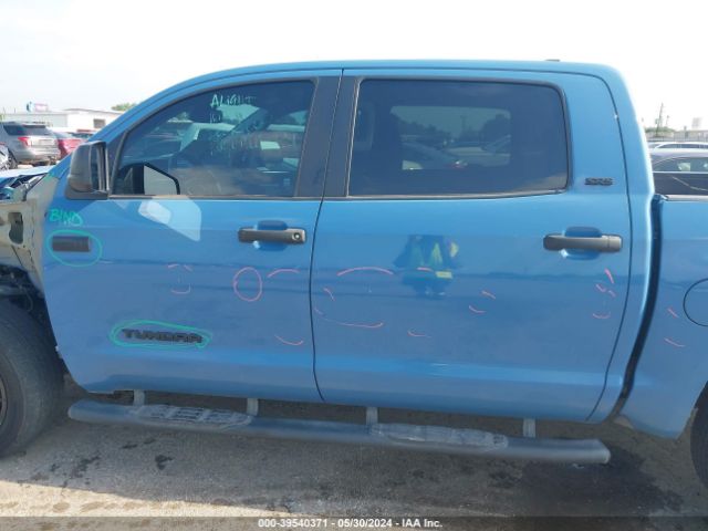 5TFEY5F12MX272221 Toyota Tundra Sr5