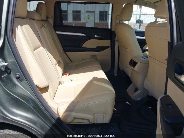 Toyota Highlander Xle V6 2014 5TDKKRFH2ES019271 Image 8