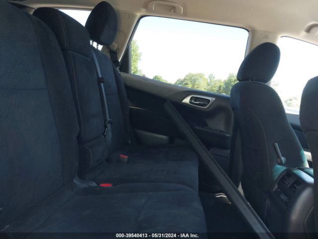 5N1AR2MM6EC724585 Nissan Pathfinder S