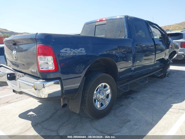 3C6UR5CJ8MG594886 RAM 2500