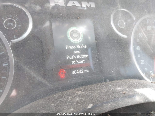 3C6UR5CJ8MG594886 RAM 2500
