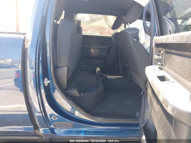 3C6UR5CJ8MG594886 RAM 2500