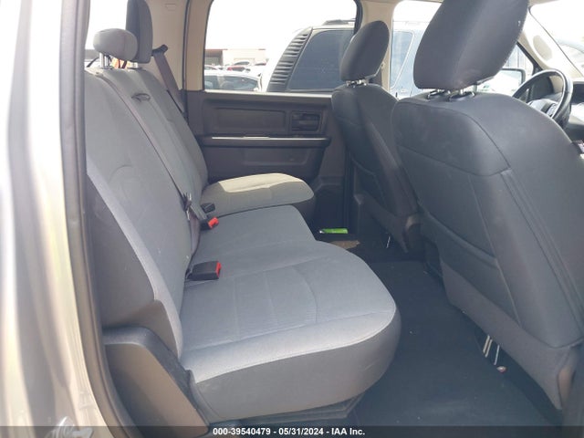 3C6RR7KT3MG714209 RAM 1500 Classic Tradesman  4x4 5'7 Box