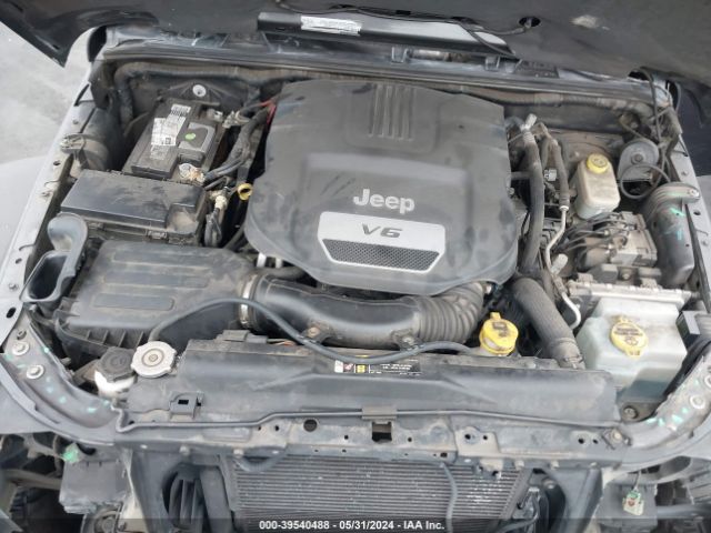 1C4BJWDG5HL599343 Jeep Wrangler Unlimited Sport 4x4