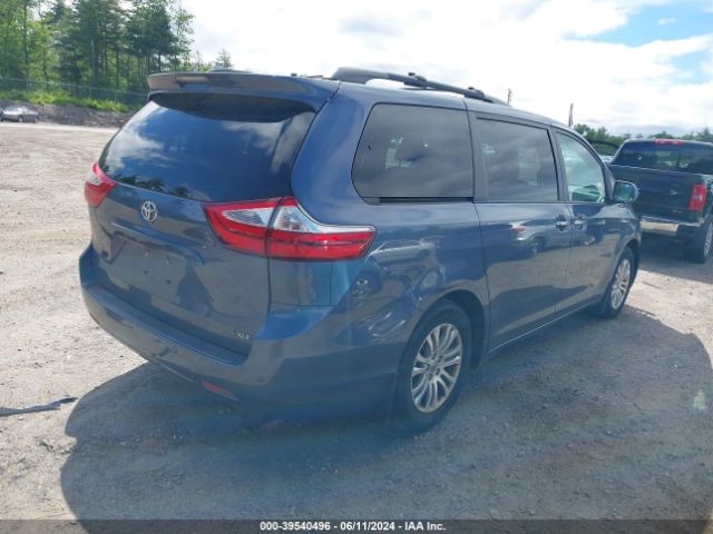 5TDYZ3DCXHS862309 Toyota Sienna Xle Premium 8 Passenger