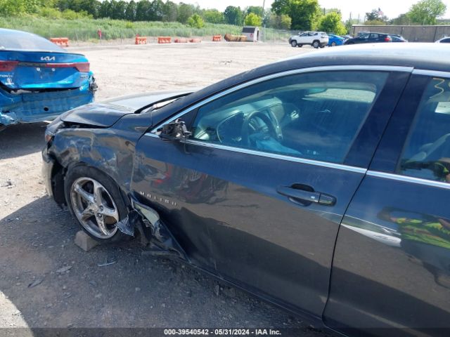 1G1ZB5STXHF239580 Chevrolet MALIBU LS