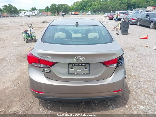 Hyundai ELANTRA SE 2015 5NPDH4AE4FH552009 Image 16