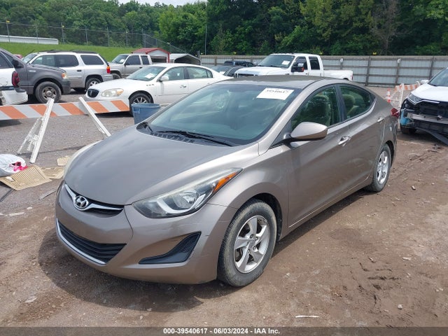 Hyundai ELANTRA SE 2015 5NPDH4AE4FH552009 Image 2