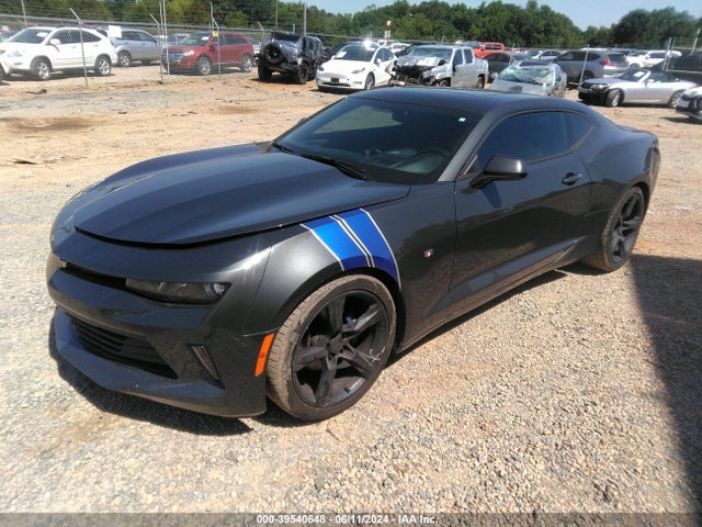 Chevrolet Camaro 2lt 2016 1G1FD1RX8G0163678 Image 2