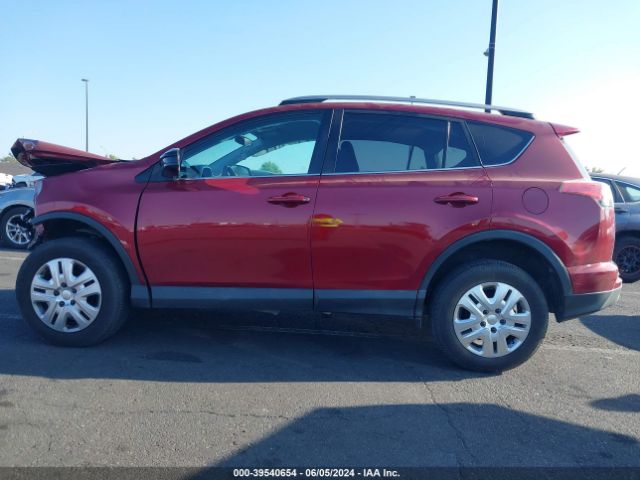 2T3ZFREVXJW489390 Toyota RAV4 LE