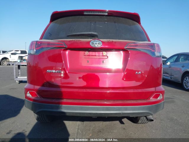 2T3ZFREVXJW489390 Toyota RAV4 LE