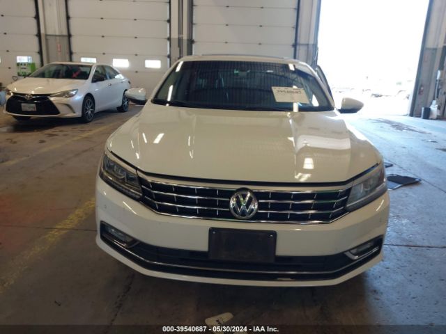 1VWCT7A35HC032696 Volkswagen Passat 1.8t Sel Premium