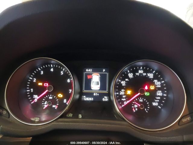 1VWCT7A35HC032696 Volkswagen Passat 1.8t Sel Premium