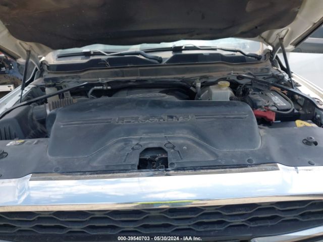 3C6UR4HJ3KG548107 RAM 2500