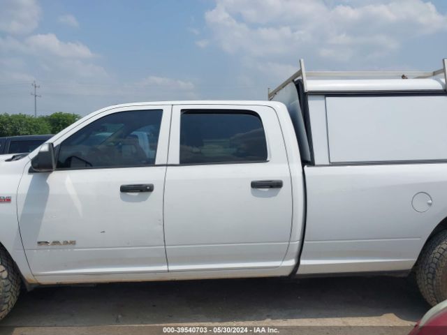 3C6UR4HJ3KG548107 RAM 2500