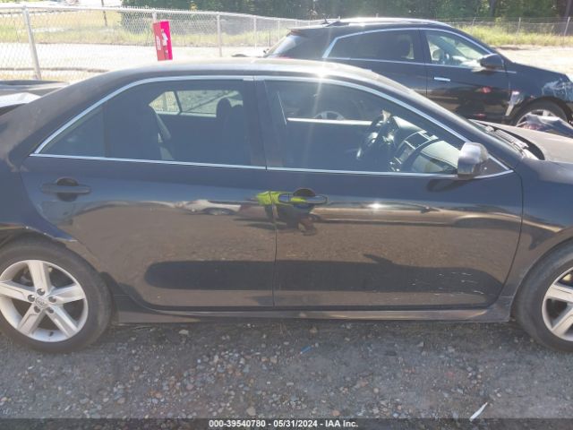 4T1BF1FK6EU778272 Toyota CAMRY SE