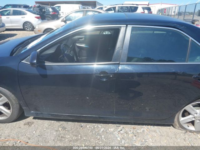 4T1BF1FK6EU778272 Toyota CAMRY SE