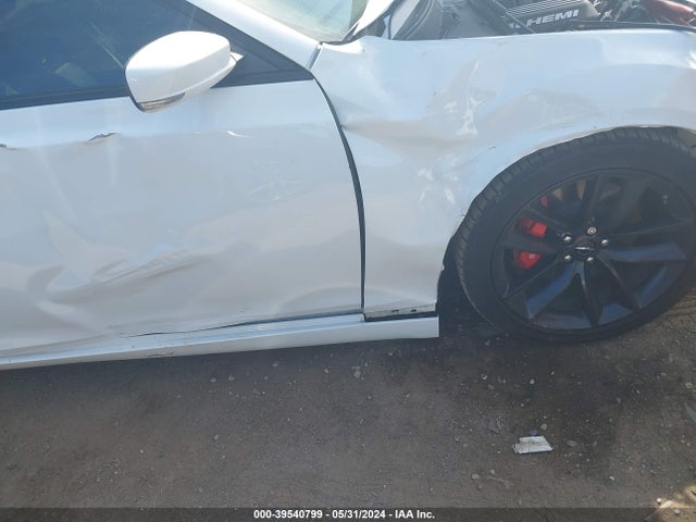 2C3CCAPJ6PH512025 Chrysler 300 300c