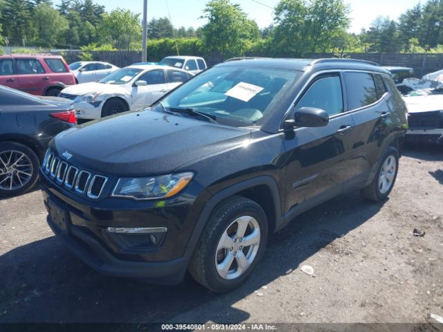 3C4NJDBB4KT840331 Jeep Compass Latitude 4x4