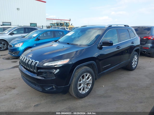 Jeep Cherokee Latitude 2015 1C4PJLCS9FW632589 Image 2