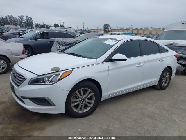 Hyundai SONATA SE 2016 5NPE24AF8GH373942 Image 2