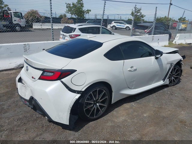 Toyota GR86 2023 JF1ZNBC17P8750604 Image 4