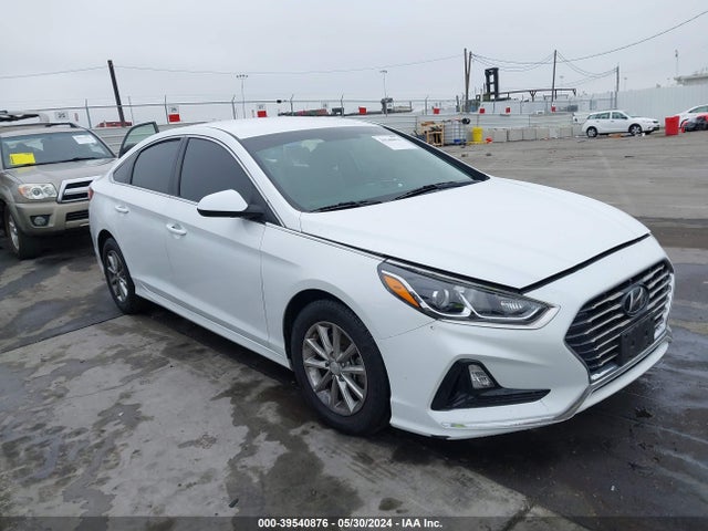 Hyundai SONATA SE 2019 5NPE24AF6KH761051 Image 1