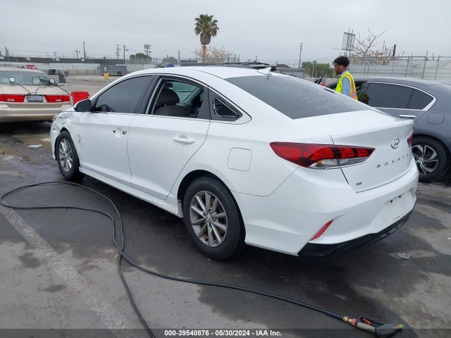 Hyundai SONATA SE 2019 5NPE24AF6KH761051 Image 3