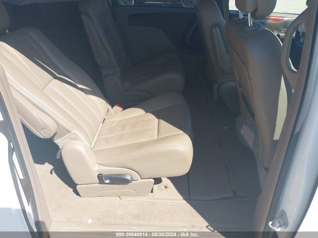 2C4RC1BG9ER293022 Chrysler Town & Country Touring