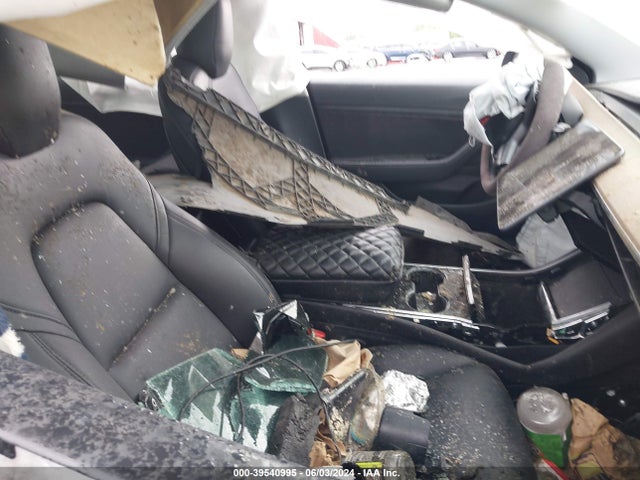Tesla Model 3 Long Range/mid Range 2018 5YJ3E1EA3JF102112 Image 5