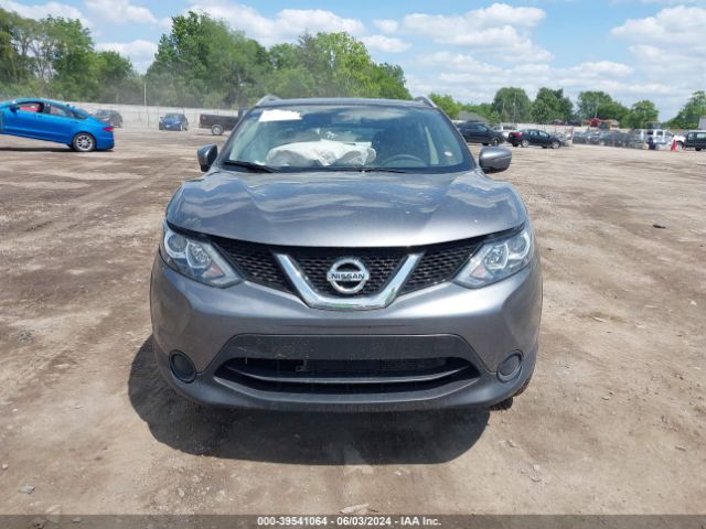 JN1BJ1CR4HW140635 Nissan Rogue Sport Sv