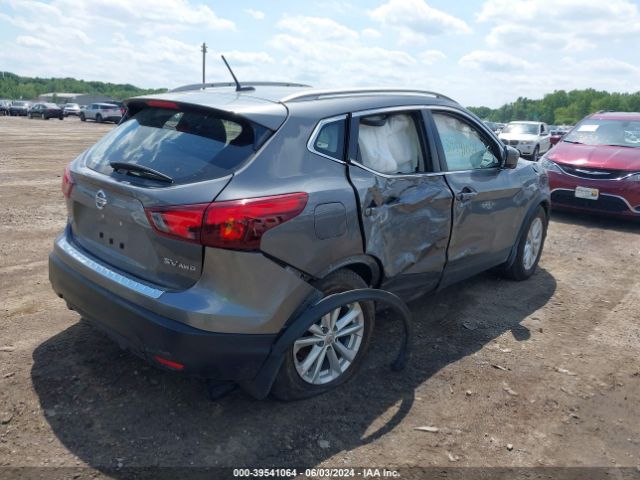 JN1BJ1CR4HW140635 Nissan Rogue Sport Sv