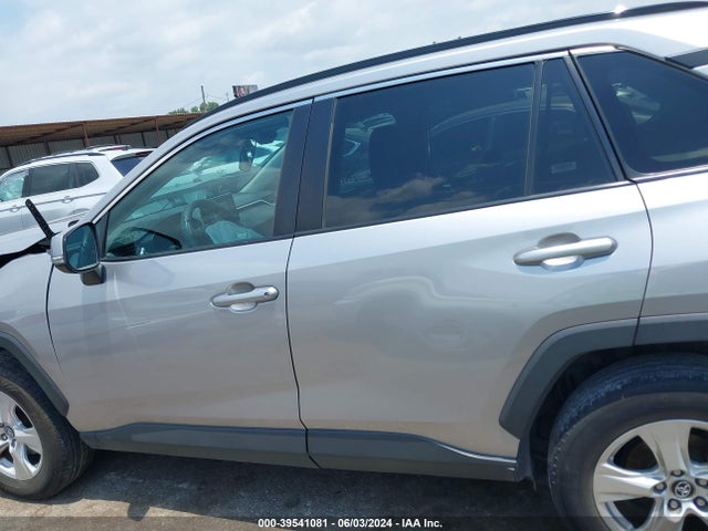 Toyota Rav4 Xle 2020 2T3W1RFV0LC051787 Image 13