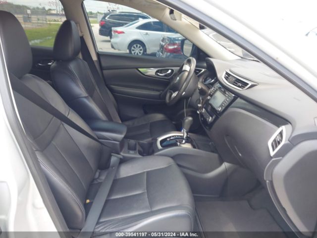 5N1AT2MV1FC753116 Nissan Rogue Sl