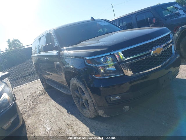 Chevrolet Suburban 1500 Lt 2015 1GNSKJKC8FR627556 zdjęcie główne