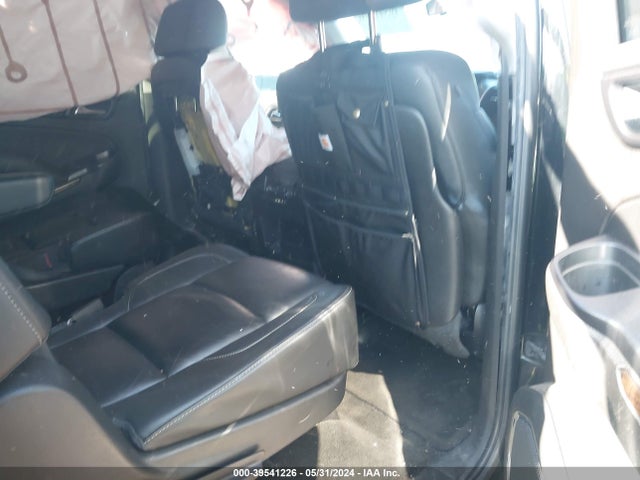 Chevrolet Suburban 1500 Lt 2015 1GNSKJKC8FR627556 Image 8