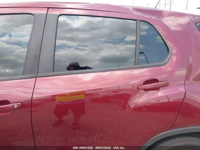3GNCJKSBXHL193140 Chevrolet TRAX LS