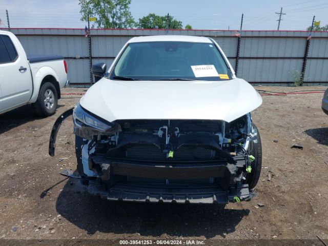 7MUAAAAG4NV028915 Toyota Corolla Cross L