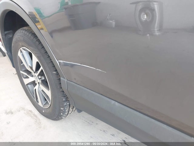 Toyota Rav4 Xle 2017 2T3RFREV3HW660510 Image 18