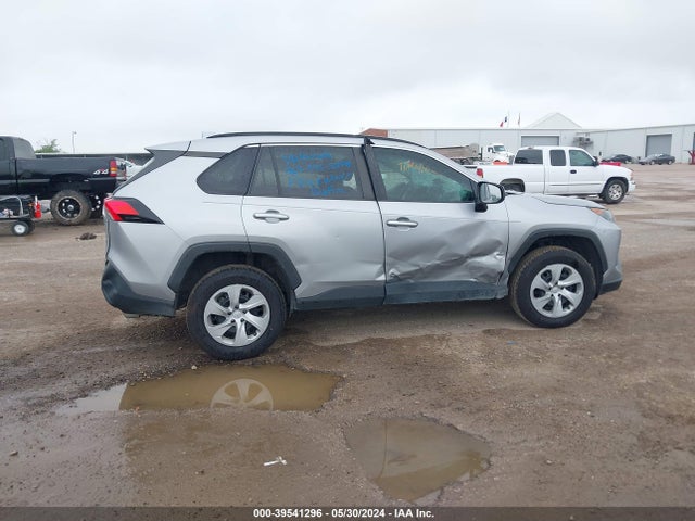 Toyota RAV4 LE 2020 2T3H1RFV6LW078032 Image 13
