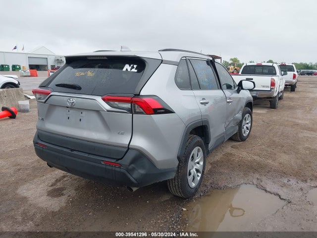 Toyota RAV4 LE 2020 2T3H1RFV6LW078032 Image 4
