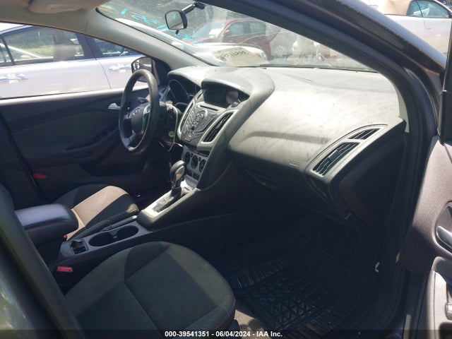 Ford FOCUS SE 2014 1FADP3K28EL404771 Image 5