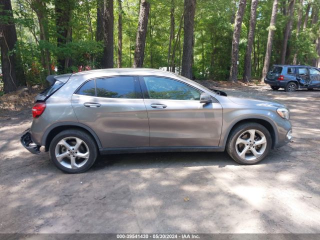 WDCTG4EBXJJ455115 Mercedes-Benz GLA 250